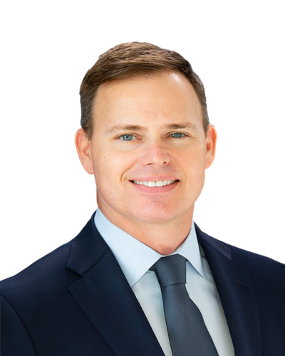 2026 400x500 Sean Trahan Desktop Transparent (1)